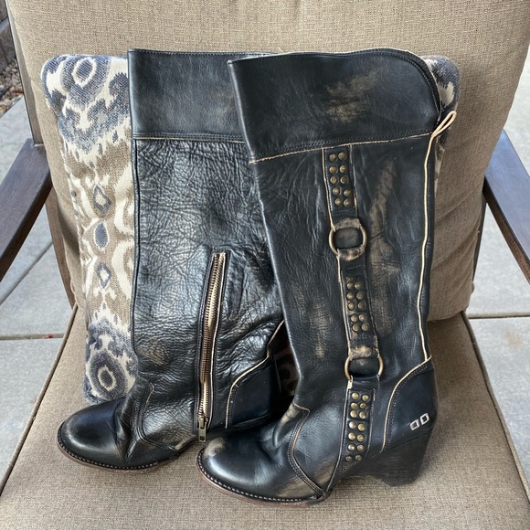 EUC Bed Stu Boots with metal detailing - Picture 2 of 5